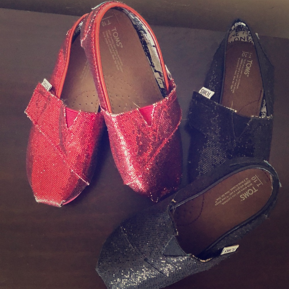 TOMS size 10T